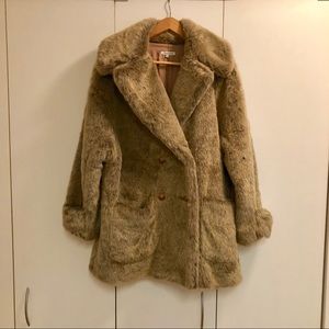 VINTAGE Faux Fur snuggly winter coat